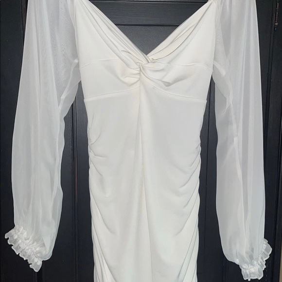 Lucy in the Sky Denisse Chiffon Sheer Sleeve Dress in White - Picture 4 of 6